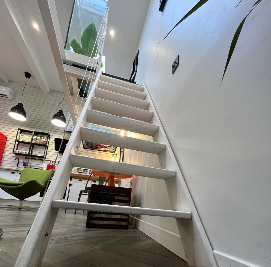 פור-דה-פראנס Casa Hugo City Center מראה חיצוני תמונה